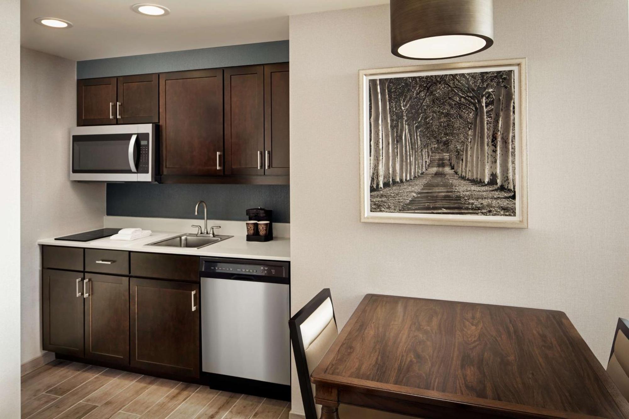 Homewood Suites By Hilton Teaneck Glenpointe Екстериор снимка