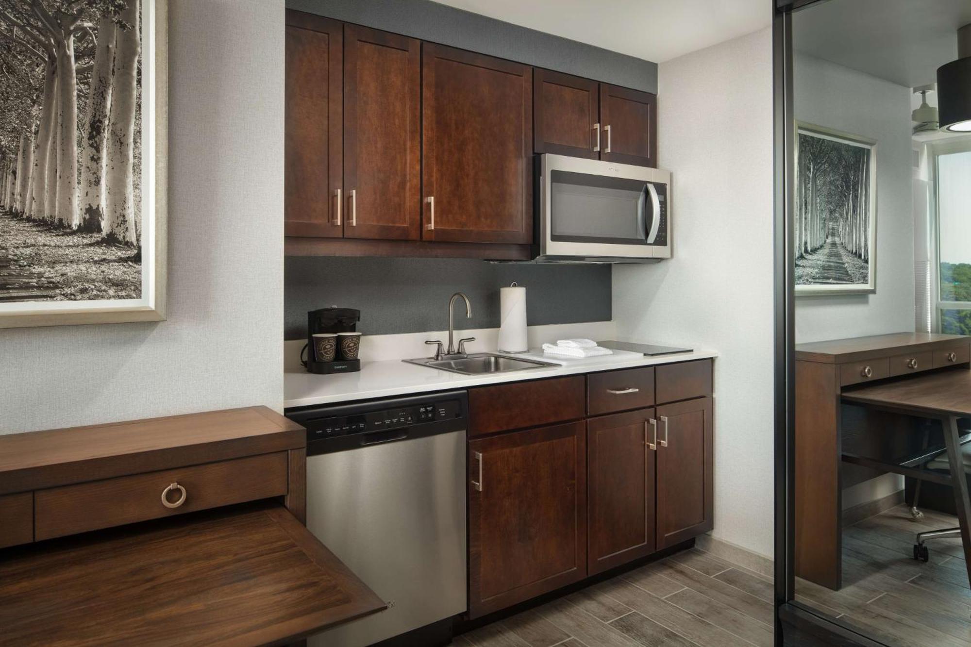 Homewood Suites By Hilton Teaneck Glenpointe Екстериор снимка