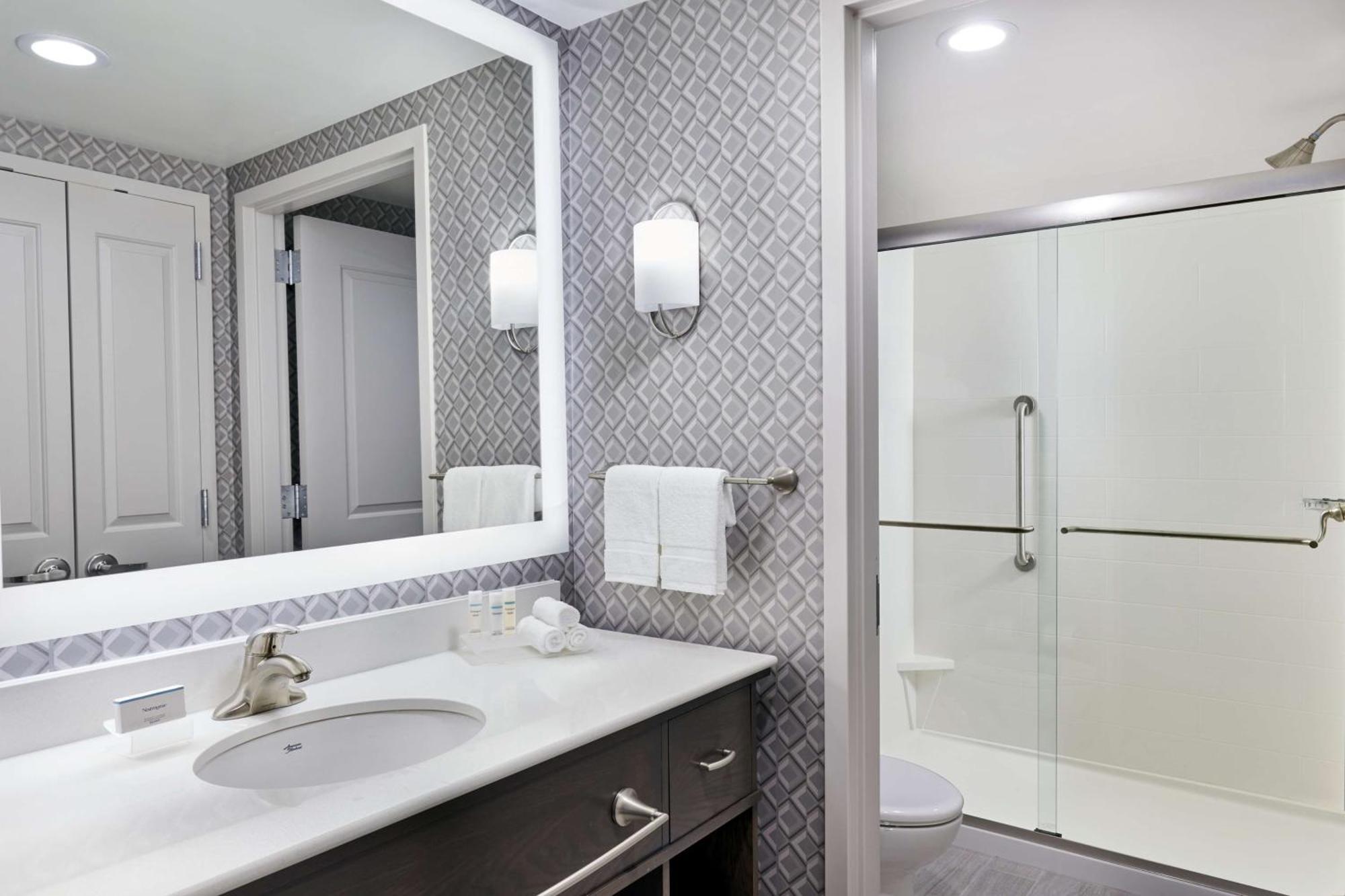 Homewood Suites By Hilton Teaneck Glenpointe Екстериор снимка