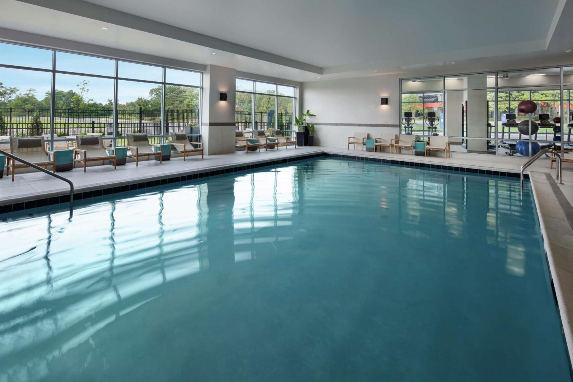 Homewood Suites By Hilton Teaneck Glenpointe Екстериор снимка
